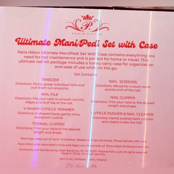 NEW IN BOX PARIS HILTON ULTIMATE MANI/PEDI PINK SET WITH HEART CASE, NIB - Picture 2 of 4
